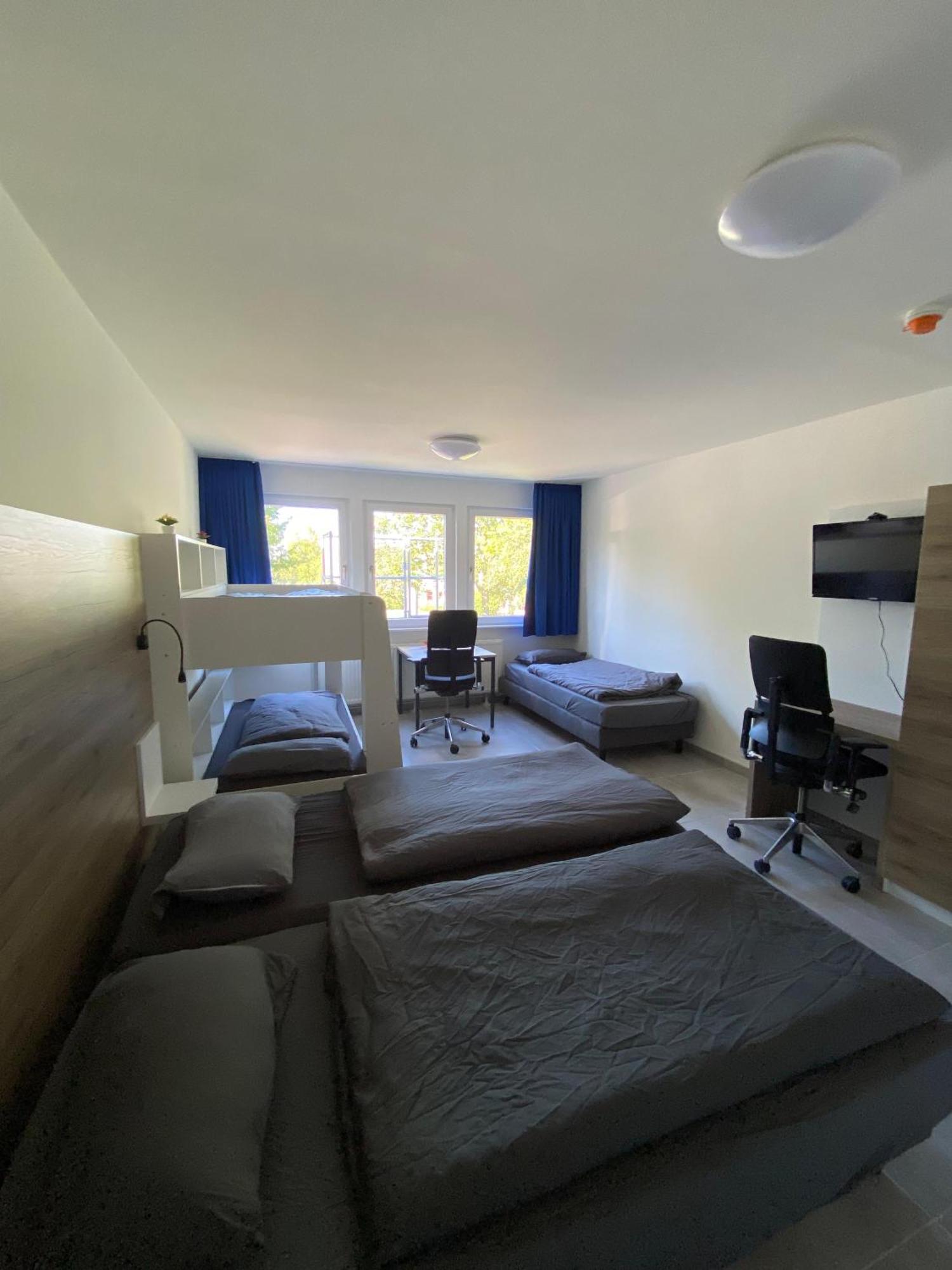 Mk Hostel Oyten - Free Wifi & Parking - 24H Check-In Exterior foto