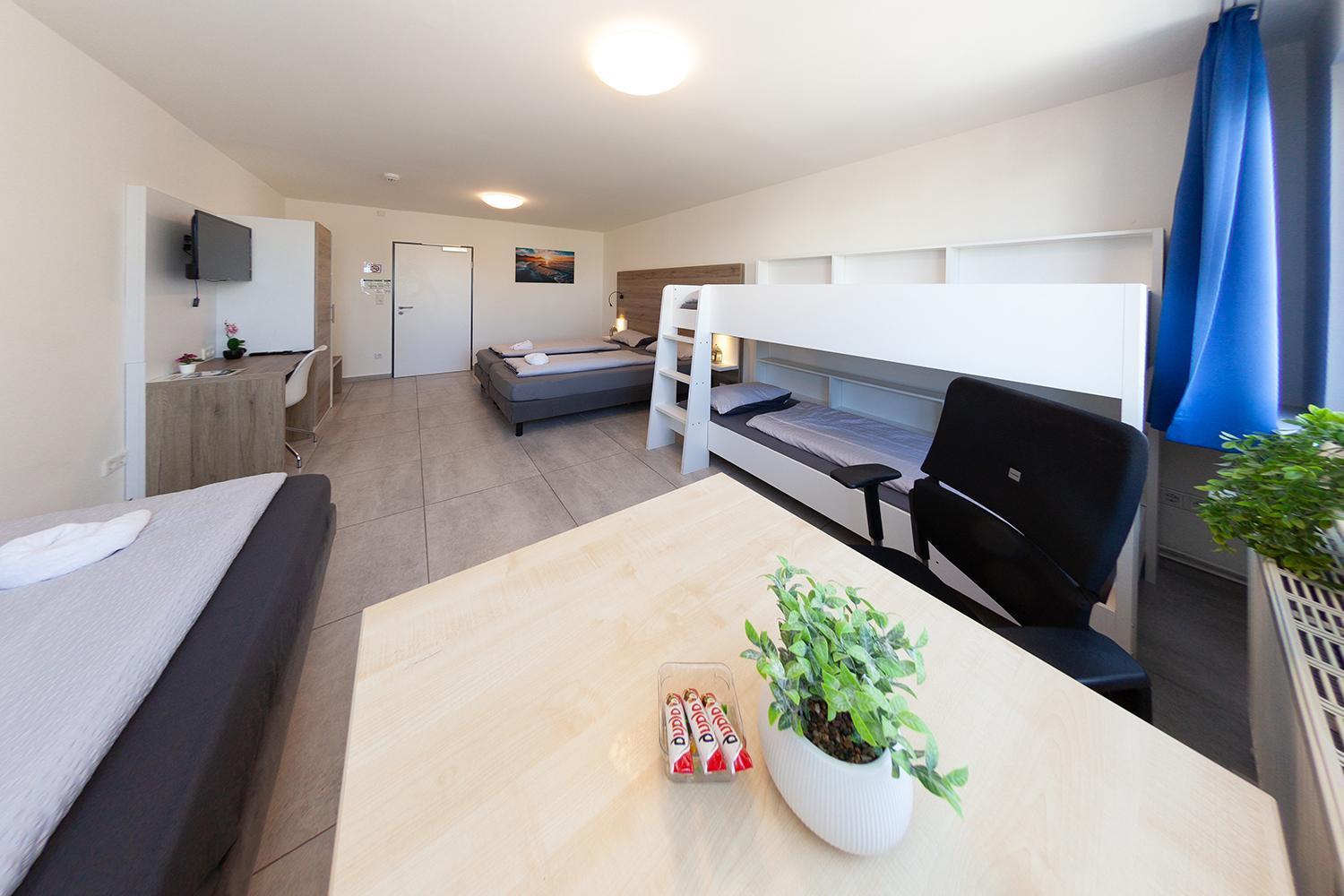 Mk Hostel Oyten - Free Wifi & Parking - 24H Check-In Exterior foto